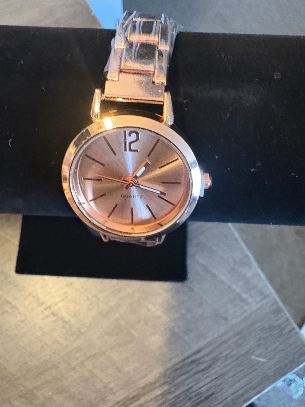 Minimal Rose Gold Women’s Quartz Bracelet Watch